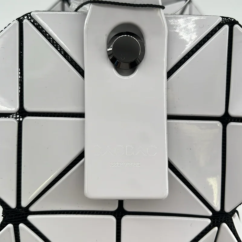 BAO BAO ISSEY MIYAKE / バオバオイッセイミヤケ | BEYOND / ビヨンド 変形 ハンド トートバッグ |