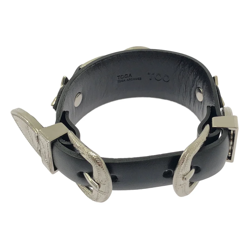 TOGA / トーガ | 2026SS | DOUBLE BUCKLE CONCHO BANGLE ダブルバックル コンチョ バングル |