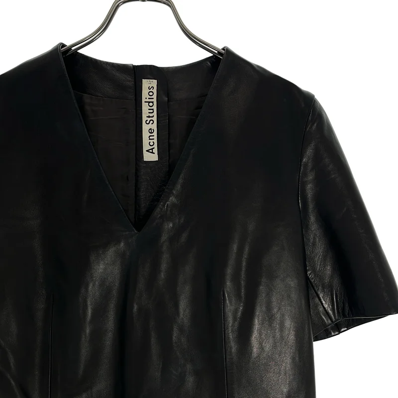 Acne Studios / アクネストゥディオズ | LIKA ラムレザー Vネック 半袖ワンピース | 36 | レディース