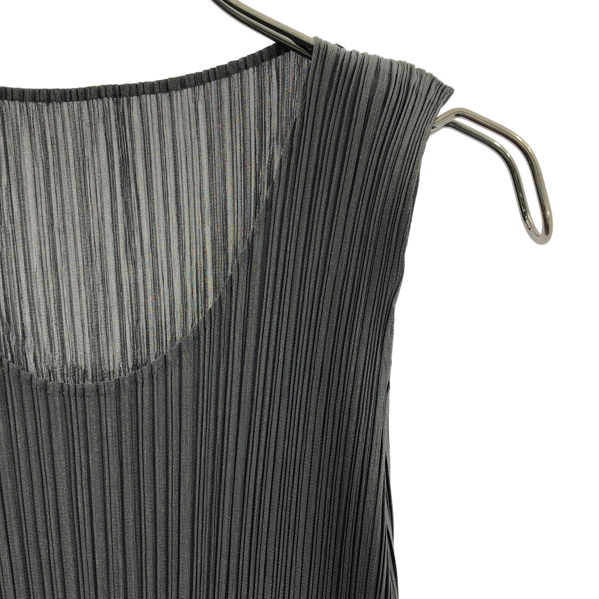 PLEATS PLEASE ISSEY MIYAKE – KLD