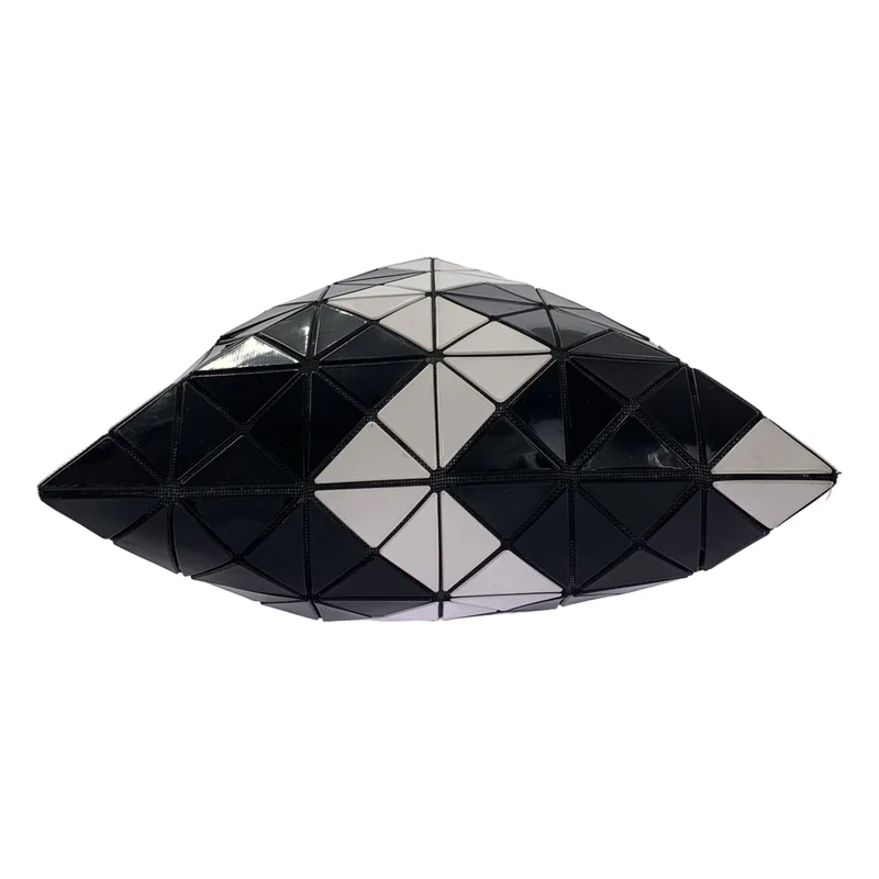 BAO BAO ISSEY MIYAKE / バオバオイッセイミヤケ | ルーセント ジグザグ トートバッグ |