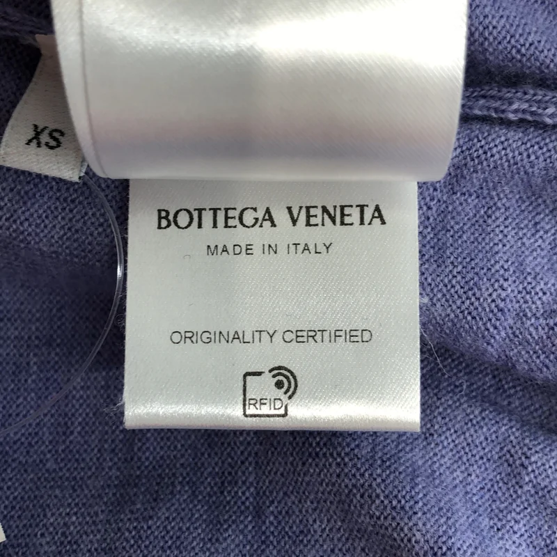 BOTTEGA VENETA / ボッテガヴェネタ | 2023AW | ウール ロゴ刺しゅう スキッパーカラーニット | XS | メンズ