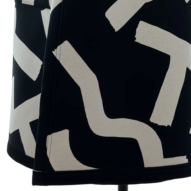 ISSEY MIYAKE / イッセイミヤケ | 2020AW | ボンディング グラフィックプリント ノースリーブ フーデッドコート | 2 | レディース