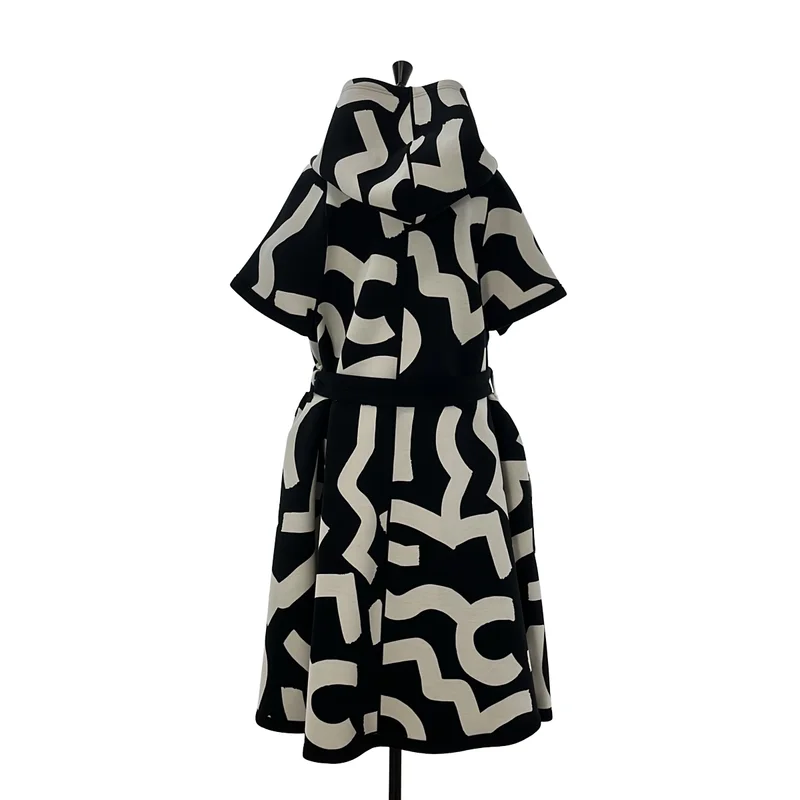 ISSEY MIYAKE / イッセイミヤケ | 2020AW | ボンディング グラフィックプリント ノースリーブ フーデッドコート | 2 | レディース
