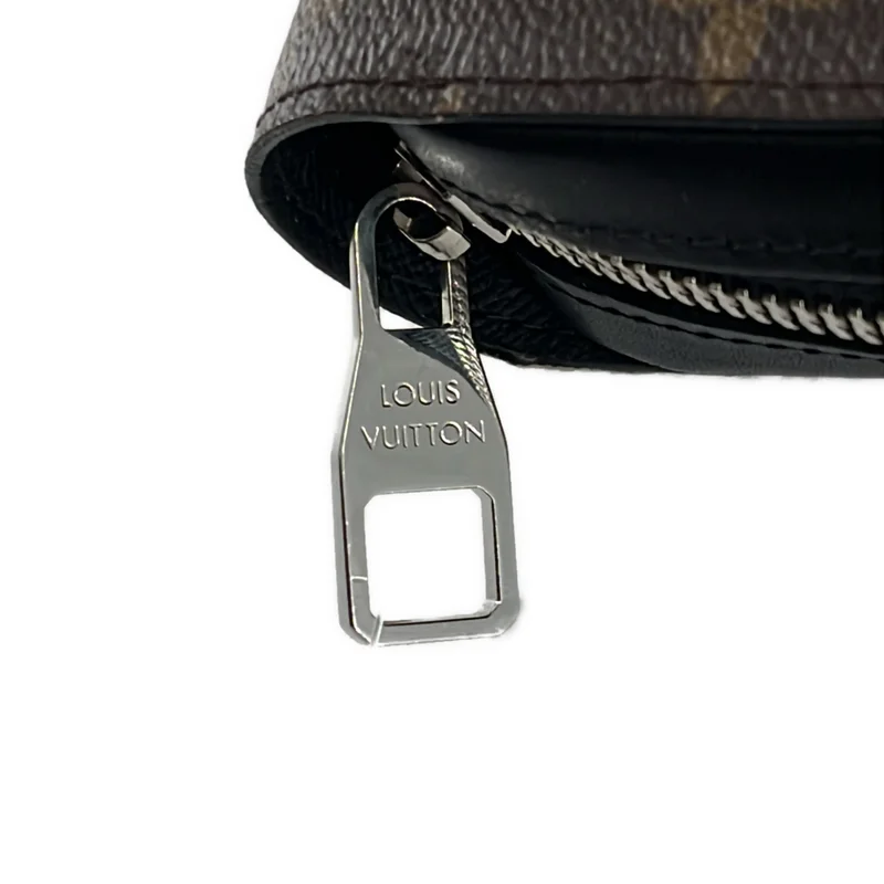 Louis Vuitton / ルイヴィトン | モノグラム マカサー ジッピーXL ラウンドジップ 長財布 |