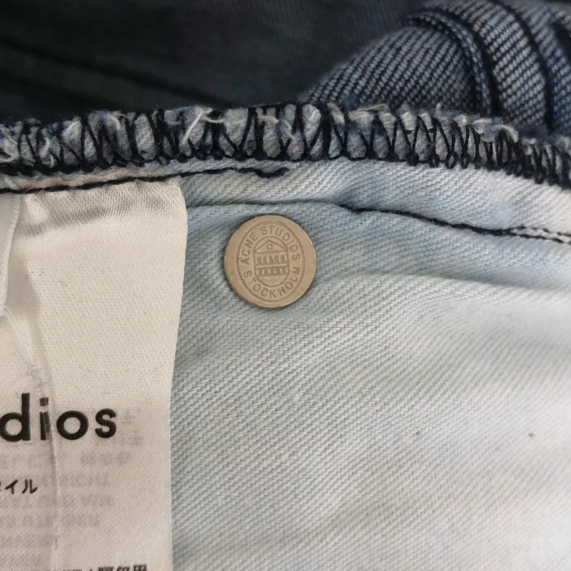 Acne Studios / アクネストゥディオズ | SKIN 5 SOFT RINCE / ロゴボタン デニムパンツ | 27 | レディース