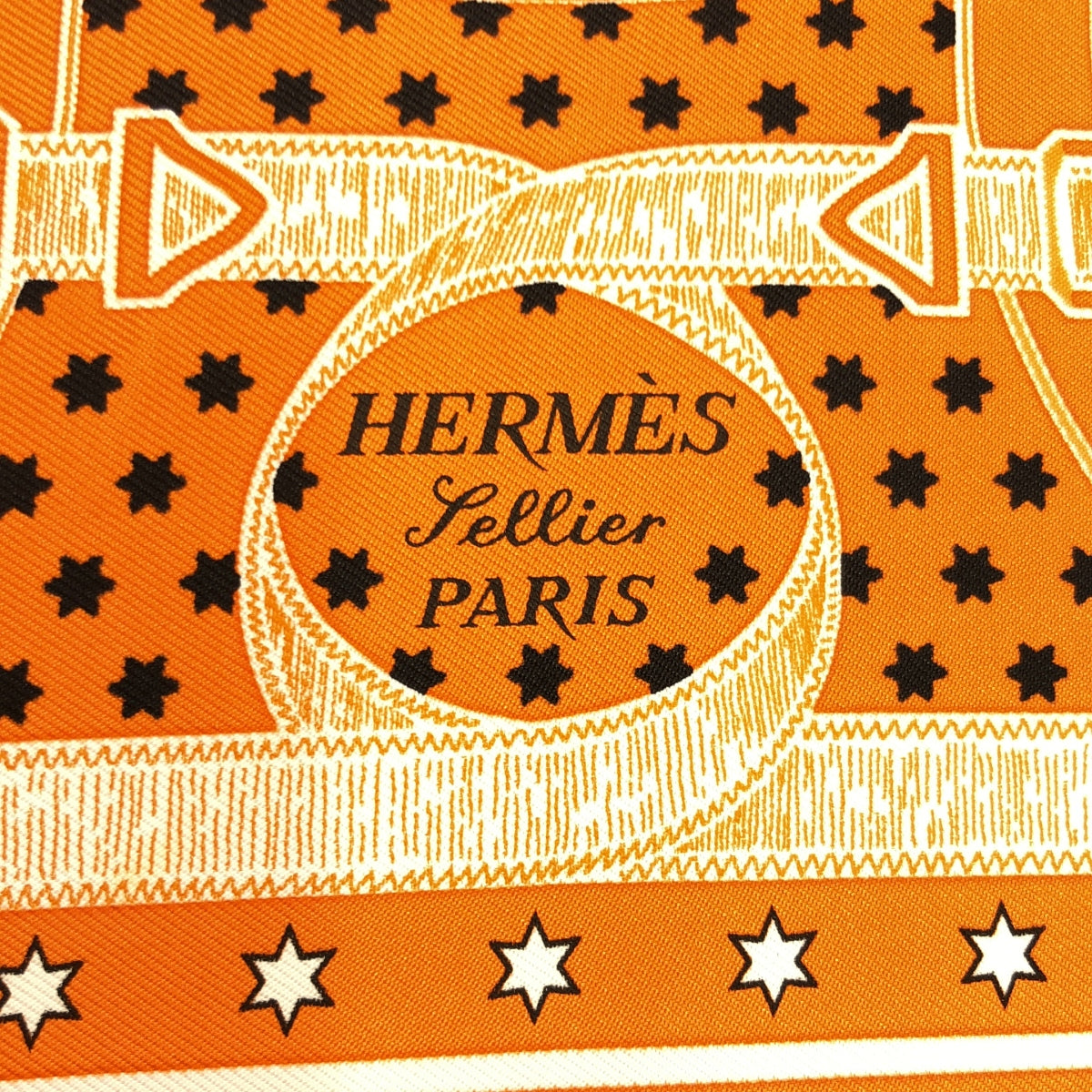 【美品】  HERMES / エルメス | カレ55 エプロンドール 黄金の拍車 シルク スカーフ | オレンジ 美品】 HERMES / エルメス | カレ55 エプロンドール 黄金の拍車 シルク