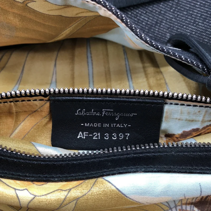 Salvatore Ferragamo / サルヴァトーレフェラガモ | ガンチーニ レザーハンドル デニムトートバッグ |