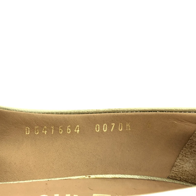 Salvatore Ferragamo / サルヴァトーレフェラガモ | ヴァラ パテントレザー リボン パンプス | 8 | レディース