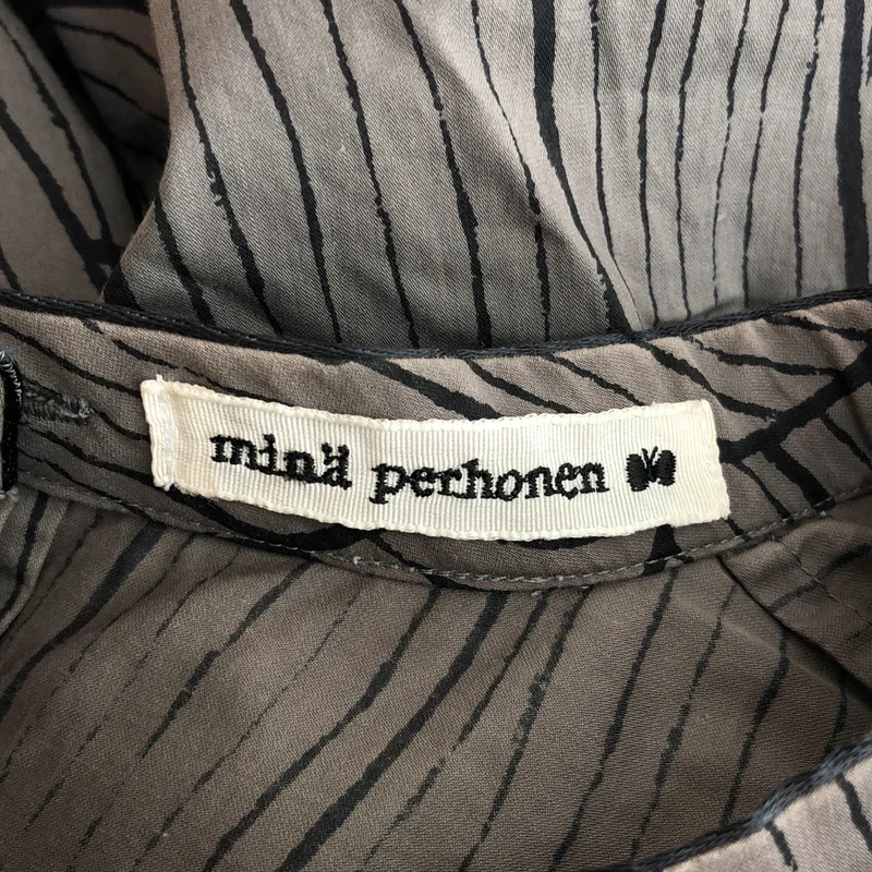 mina perhonen / ミナペルホネン | suika 総柄 バックボタン ブラウス | 38 | レディース