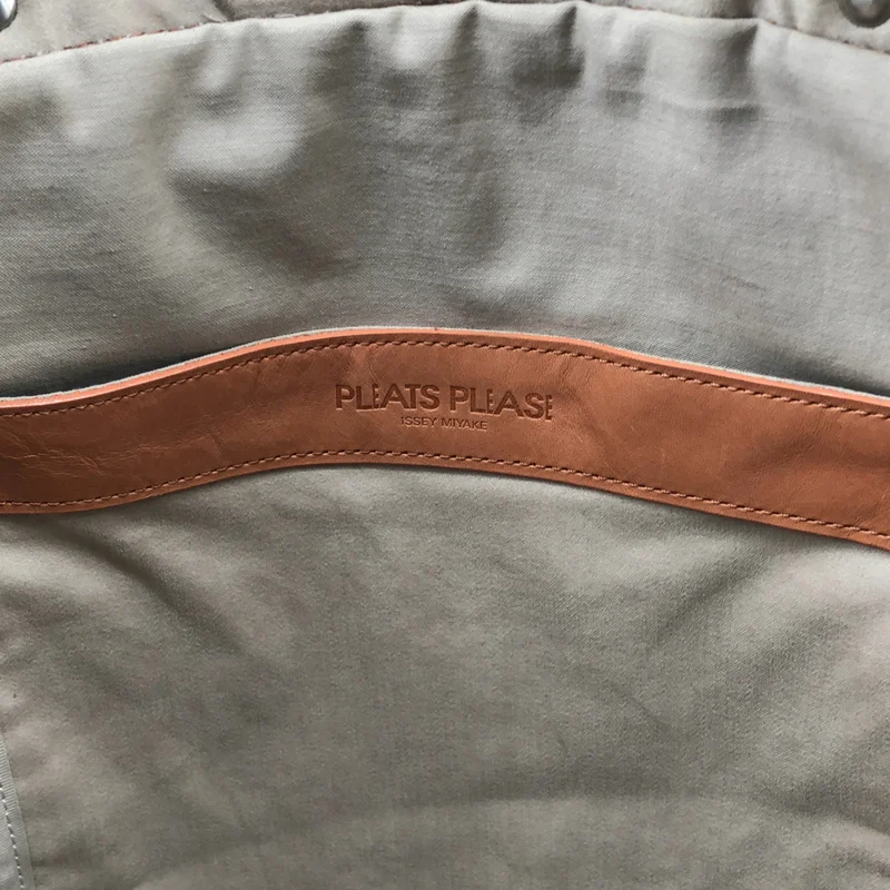 PLEATS PLEASE ISSEY MIYAKE / プリーツプリーズイッセイミヤケ | NOUGAT / ヌガー レザーハンドル トートバッグ |