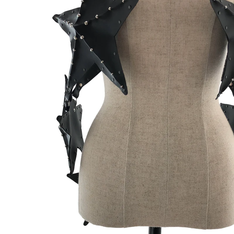 noir kei ninomiya / ノワールケイニノミヤ | 2026SS | レザー スタッズ スターハーネス | S | レディース