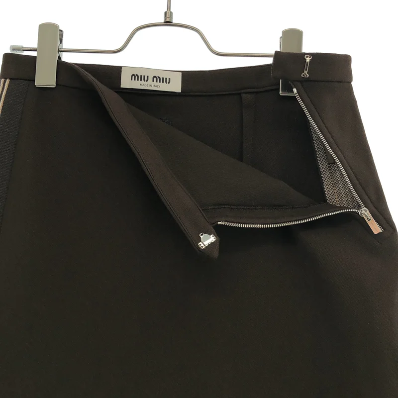miu miu / ミュウミュウ | 2025 | Knitted skirt サイドライン ニット スカート | 38 | レディース