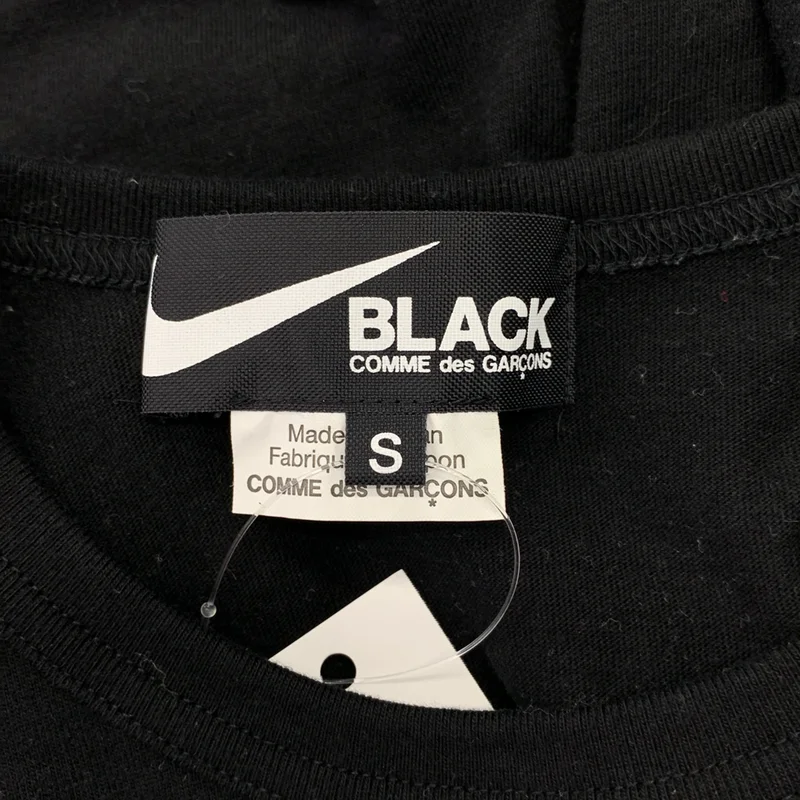 BLACK COMME des GARCONS / ブラックコムデギャルソン | 2023AW | ×NIKE / グリッターロゴ Tシャツ | S | レディース