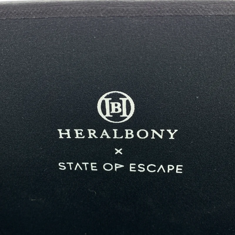 STATE OF ESCAPE / ステイトオブエスケープ | × HERALBONY / ヘラルボニー ポーチ付き ロゴ トートバッグ |