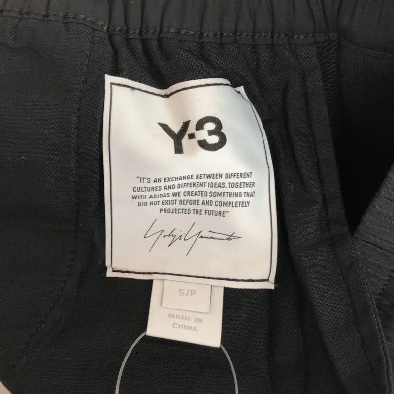 Y-3 / ワイスリー | スリーストライプ ラバーロゴ ショートパンツ H16336 | S | メンズ