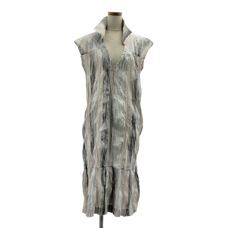 ISSEY MIYAKE / イッセイミヤケ | シワ加工 ポリエステル ノースリーブワンピース | 2 | レディース