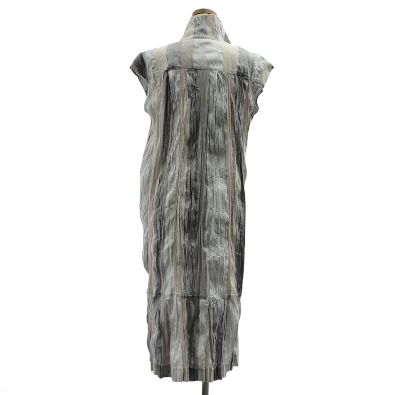 ISSEY MIYAKE / イッセイミヤケ | シワ加工 ポリエステル ノースリーブワンピース | 2 | レディース