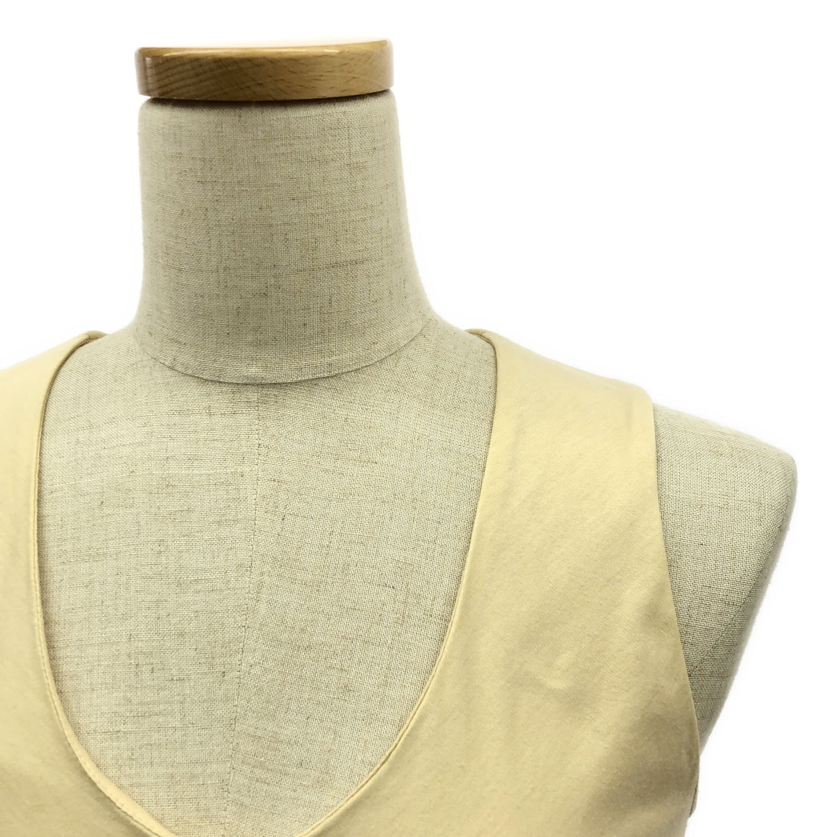 未使用 ヘルムートラング リネンブレンド ノースリーブ Vネック カットソー S 白系 HELMUT LANG レディース HELMUT LANG - 未使用 ヘルムートラング リネンブレンド ノースリーブ