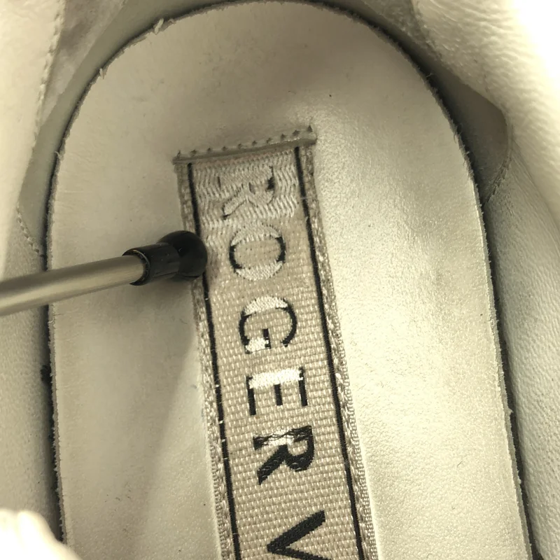 Roger Vivier / ロジェ・ヴィヴィエ | レザー バックル ラウンドトゥ スニーカー | 37 | レディース