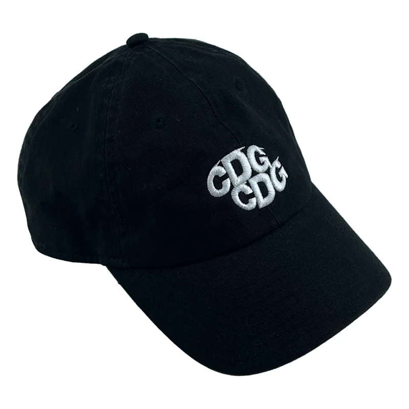 CDG by Comme des Garcons. / シーディージー コムデギャルソン | × NEW ERA / ニューエラ / ロゴ刺しゅう 6パネルキャップ |
