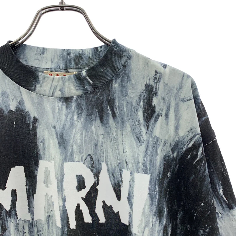 MARNI / マルニ | ブラシストロークプリント モックネック ロゴ Tシャツ | 48 | メンズ
