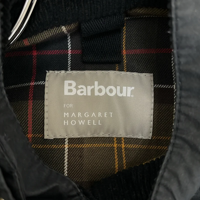 Barbour / バブアー | × MARGARET HOWELL / マーガレットハウエル WAXED COTTON / チンストラップ ワックス オイルド ジャケット / フード着脱可 | 2 | レディース