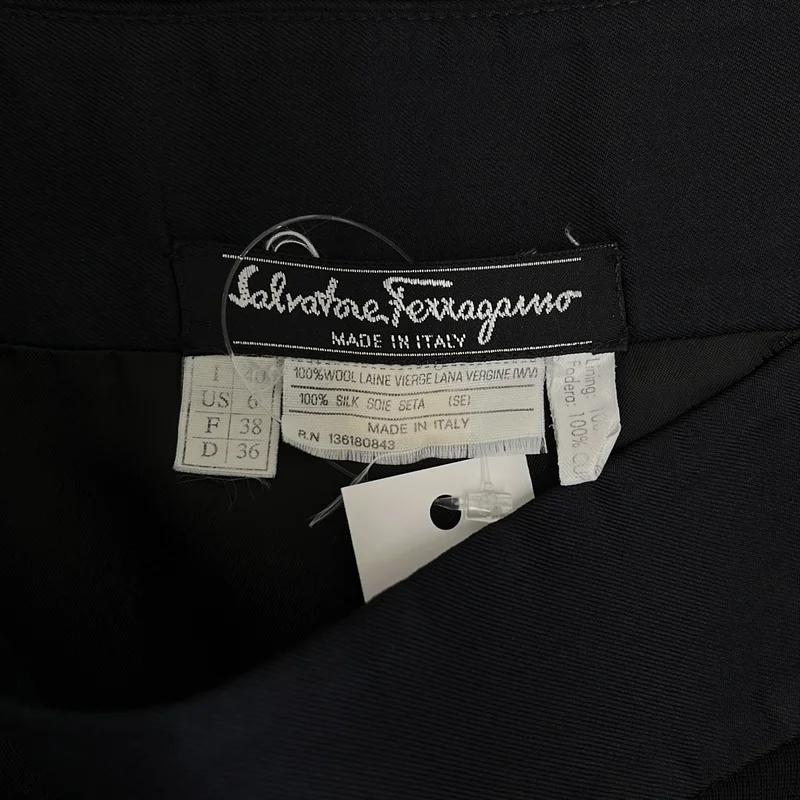 Salvatore Ferragamo / サルヴァトーレフェラガモ | サイドジップ スカート / ロゴ総裏地 | 40 | レディース