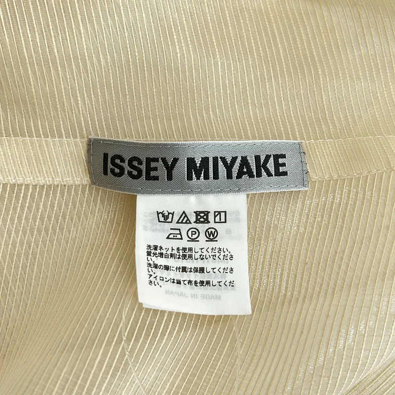 ISSEY MIYAKE / イッセイミヤケ | 2026SS | コットン リネン混 フロントアジャスター ノースリーブ シアーワンピース | 1 | レディース