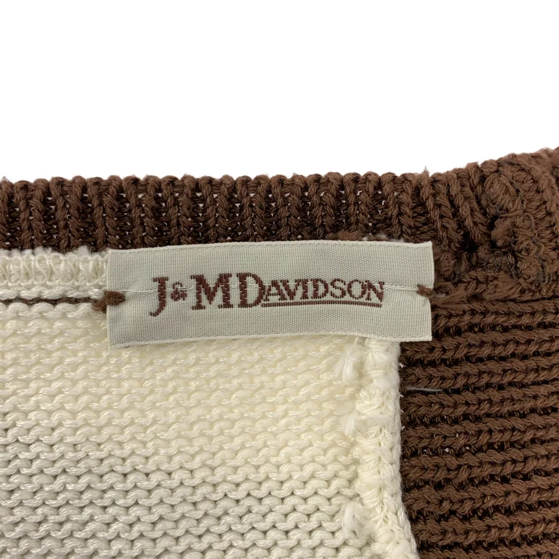 J&M DAVIDSON / ジェイアンドエムデヴィッドソン | コットン バックロゴボタン ノースリーブニット ベスト |