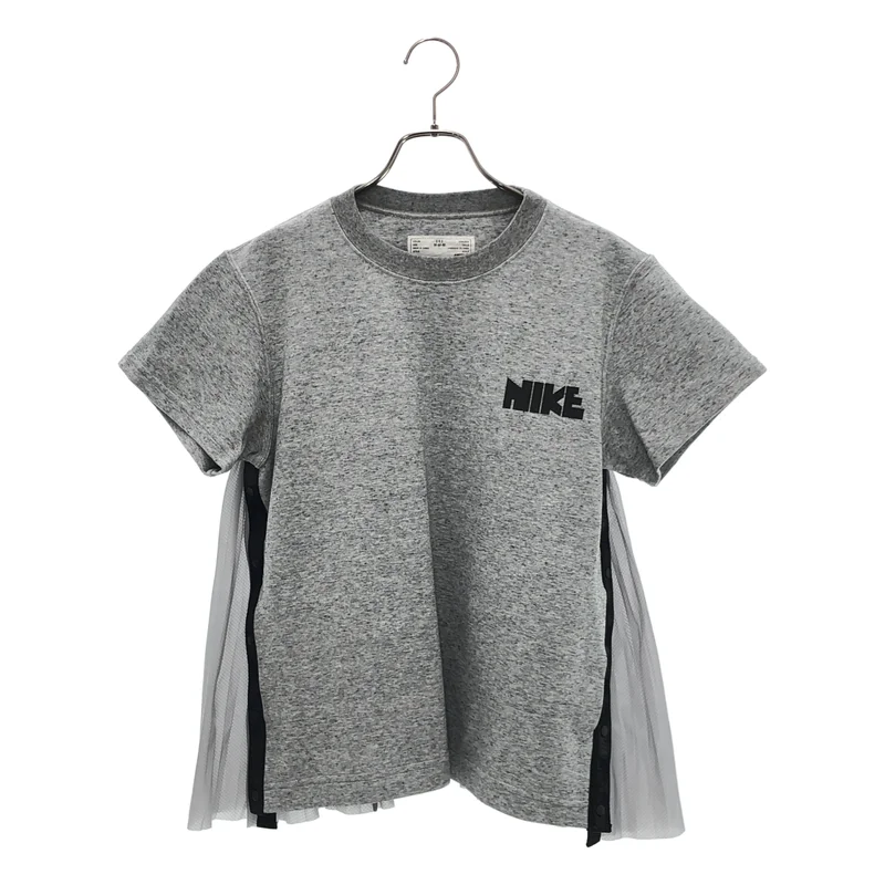 sacai / サカイ | 2020AW | × NIKE / 異素材切り替え バックプリーツ サイドボタン ロゴプリントTシャツ | M | レディース