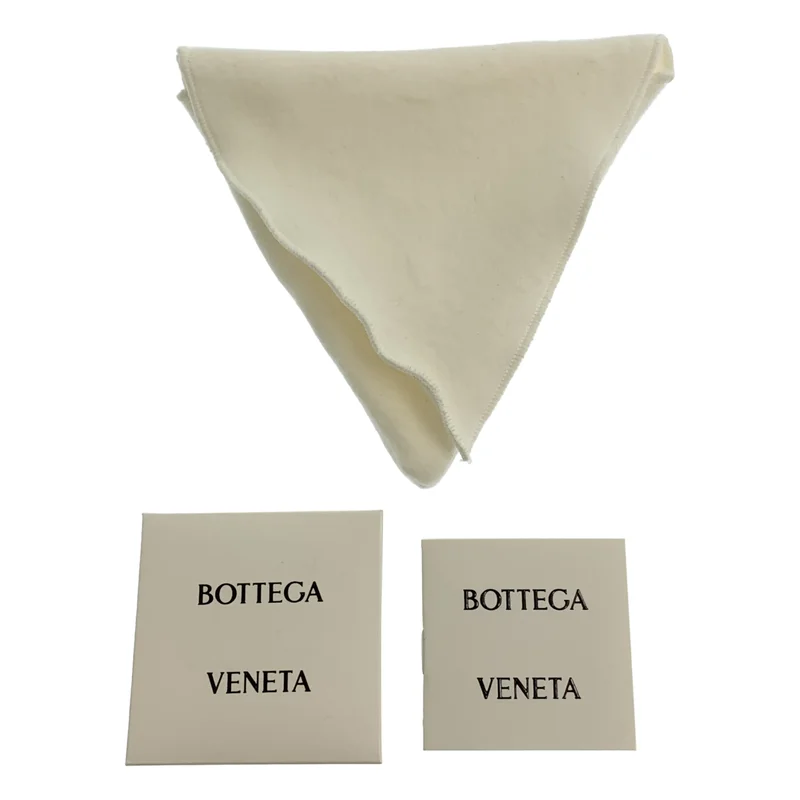BOTTEGA VENETA / ボッテガヴェネタ | プレートレイヤード トライアングル ピアス |