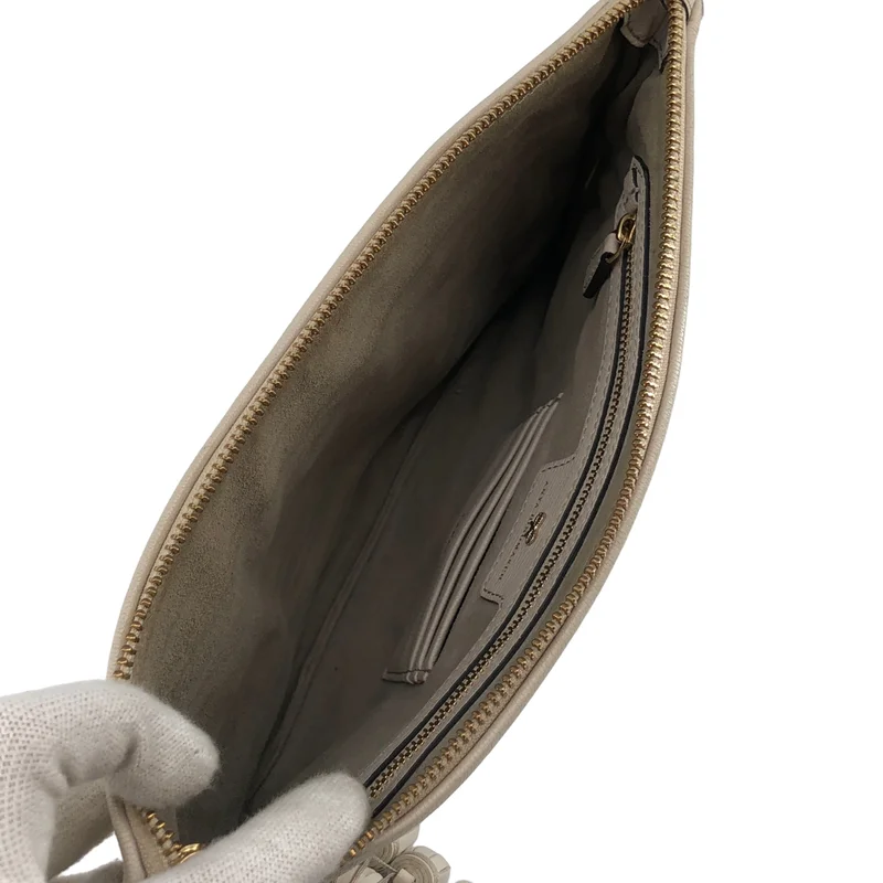 ANYA HINDMARCH / アニヤハインドマーチ | ロゴ レザー クラッチバッグ |