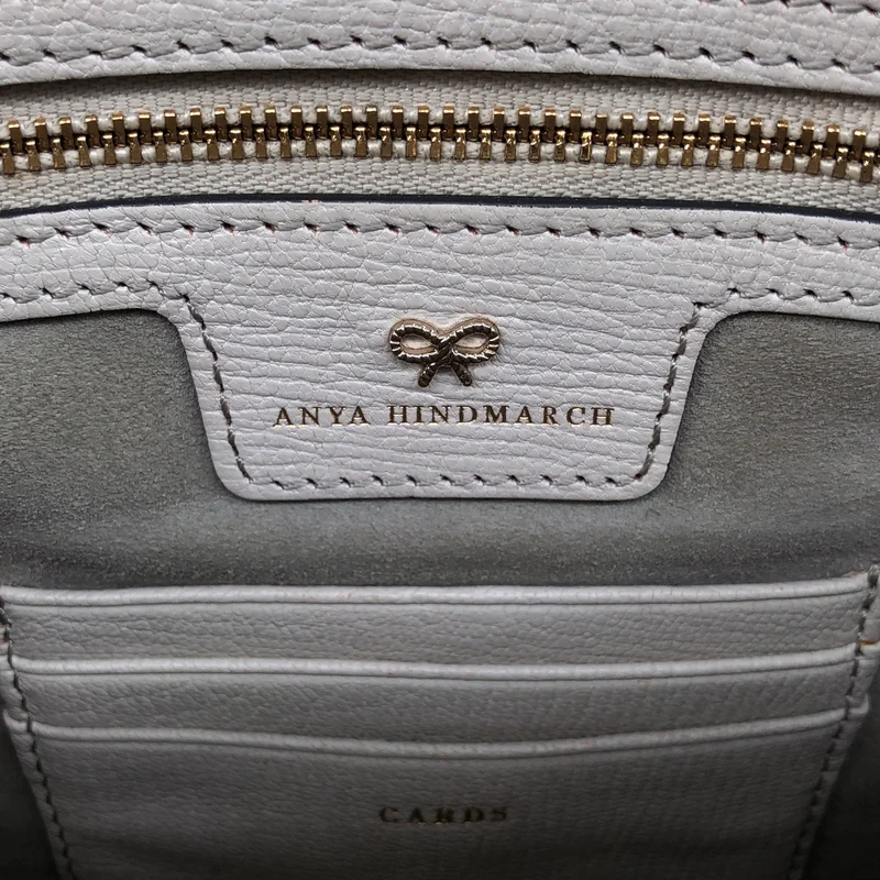 ANYA HINDMARCH / アニヤハインドマーチ | ロゴ レザー クラッチバッグ |
