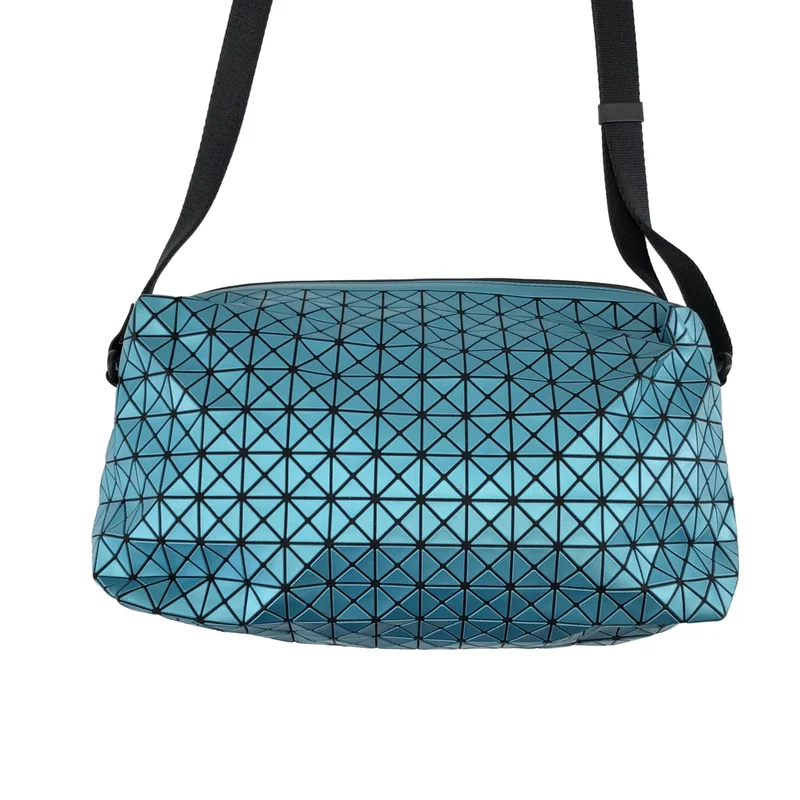BAO BAO ISSEY MIYAKE / バオバオイッセイミヤケ | SADDLE BAG METALLIC ショルダーバッグ BB54AG631 |