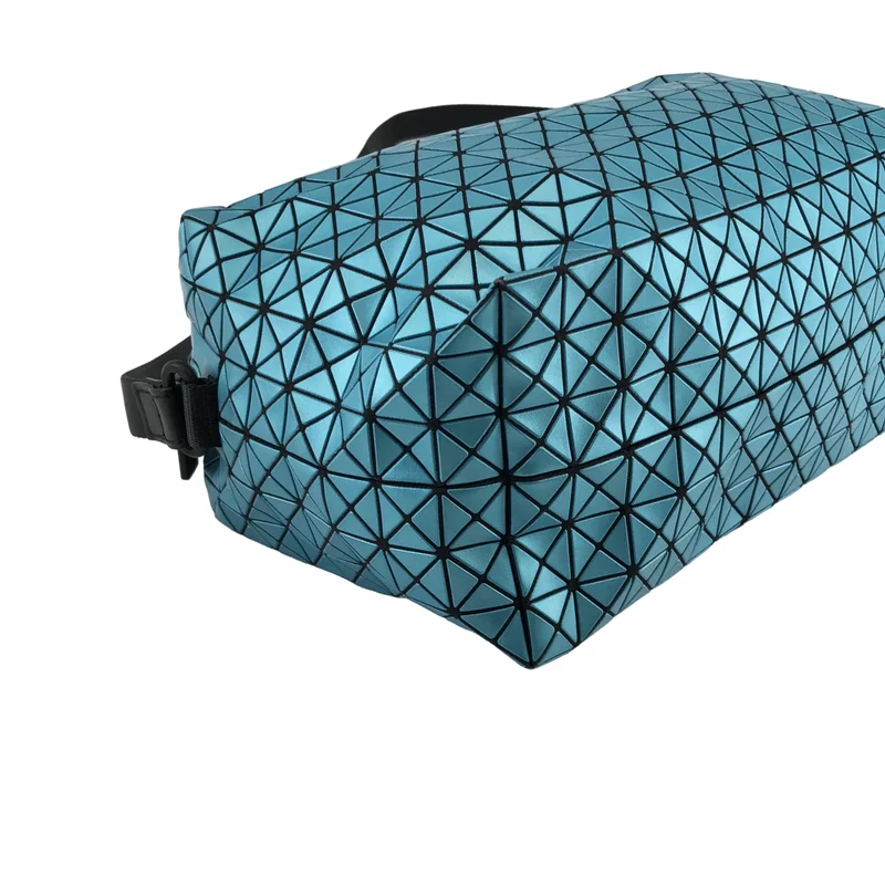 BAO BAO ISSEY MIYAKE / バオバオイッセイミヤケ | SADDLE BAG METALLIC ショルダーバッグ BB54AG631 |