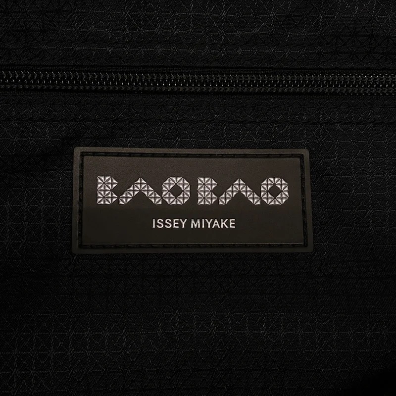 BAO BAO ISSEY MIYAKE / バオバオイッセイミヤケ | PRISM ジオメトリック ハンドバッグ |