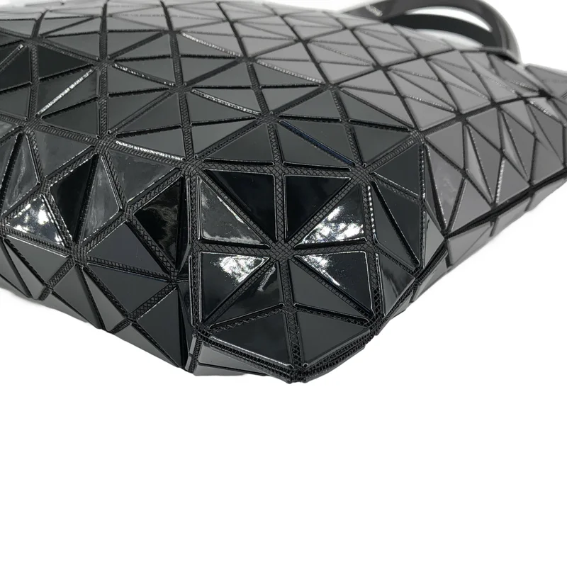 BAO BAO ISSEY MIYAKE / バオバオイッセイミヤケ | PRISM ジオメトリック ハンドバッグ |