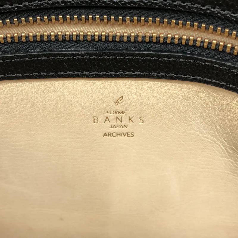 forme / フォルメ | × and father / MAGA BANKS 別注 レザー ショルダーバッグ |