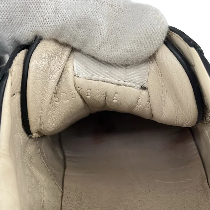 GUCCI / グッチ | RHYTON レザー スニーカー 523535 | 5 | レディース