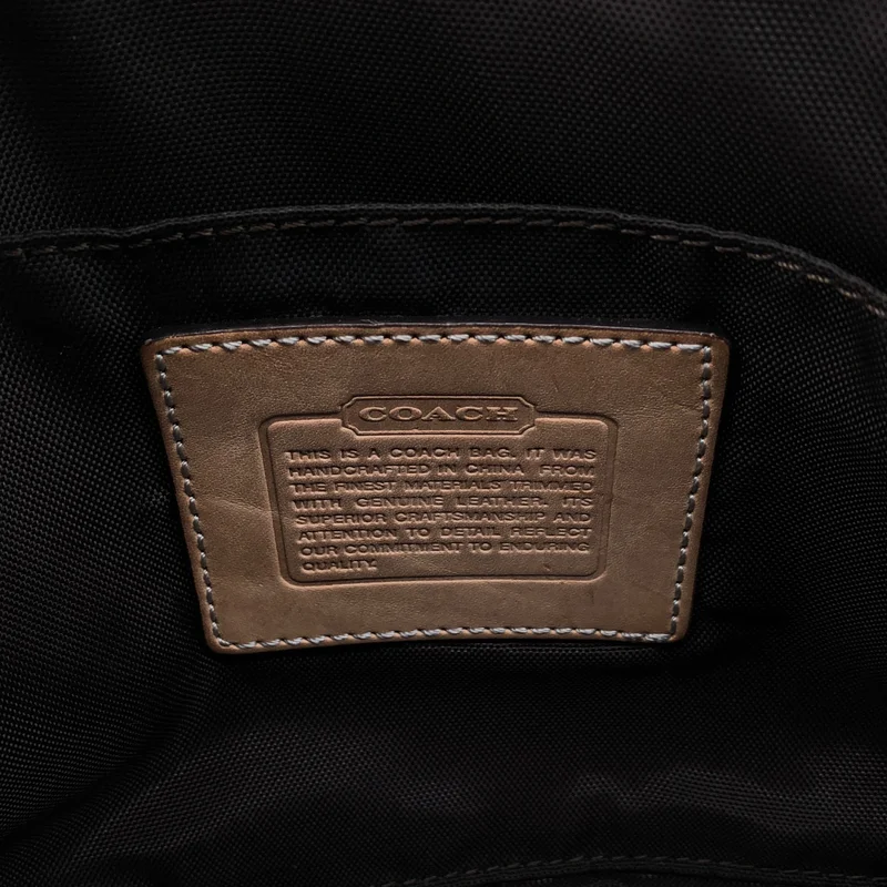 COACH / コーチ | シグネチャー エナメルポーチ |