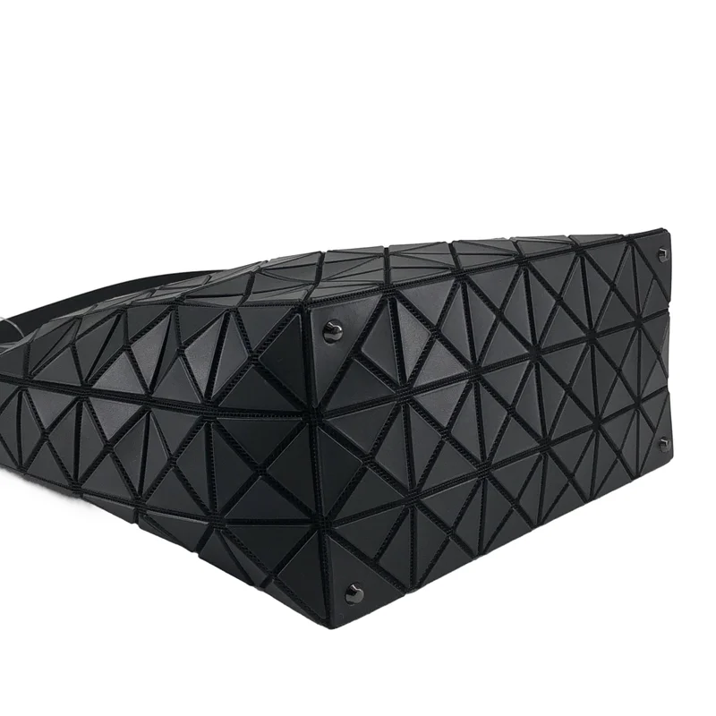 BAO BAO ISSEY MIYAKE / バオバオイッセイミヤケ | 2025AW | VALLEY トートバッグ |