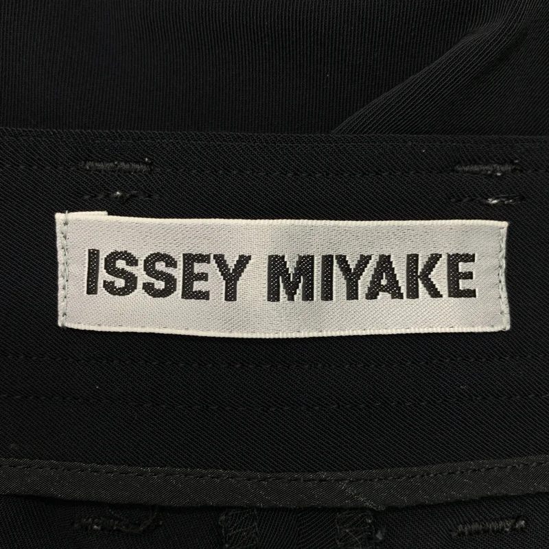 ISSEY MIYAKE / イッセイミヤケ | ナイロン 裾ジップ ストレッチ テーパードパンツ | 1 | レディース