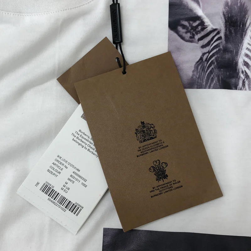 BURBERRY LONDON ENGLAND / バーバリーロンドンイングランド | LOVE コットン プリント クルーネックカットソー | M | メンズ
