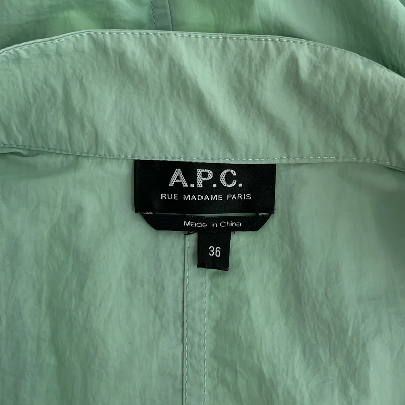 A.P.C. / アーペーセー | ナイロン ラバーロゴ ジャケット | 36 | レディース