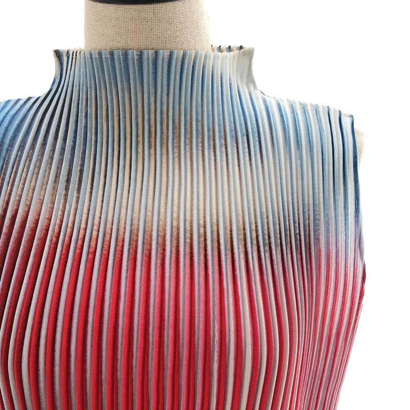 ISSEY MIYAKE / イッセイミヤケ | 2026SS | OBSCURE PLEATS 総柄プリント プリーツ ノースリーブワンピース | 1 | レディース