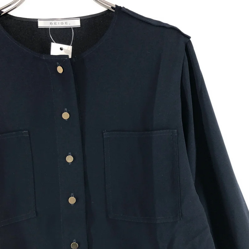 BEIGE， / ベイジ | 金ボタン ノーカラー シャツ ブラウス | 2 | レディース