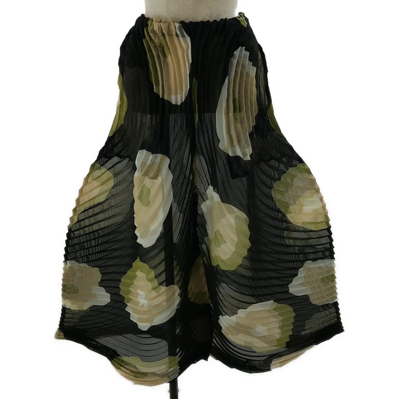 ISSEY MIYAKE / イッセイミヤケ | 2026SS | 水波紋 プリーツ フレアパンツ | 2 | レディース
