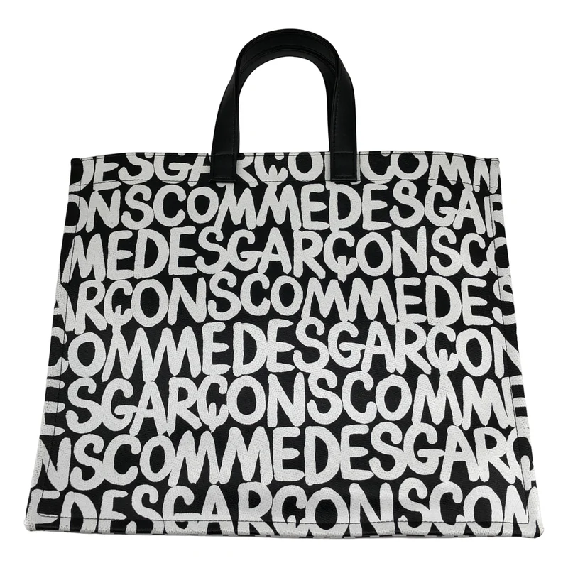 COMME des GARCONS / コムデギャルソン | Artwork by baanai ロゴプリント トートバッグ |