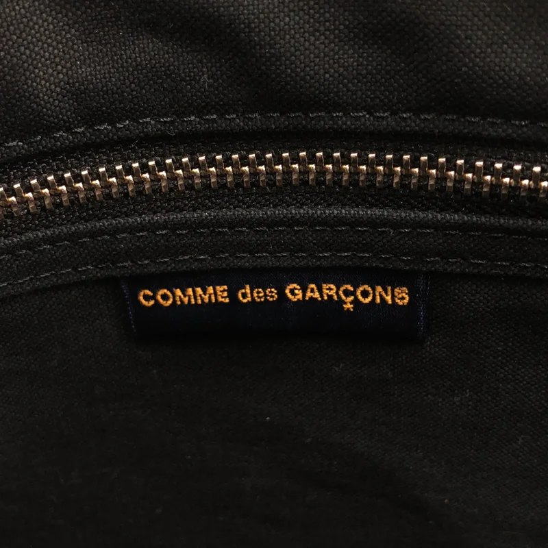 COMME des GARCONS / コムデギャルソン | Artwork by baanai ロゴプリント トートバッグ |
